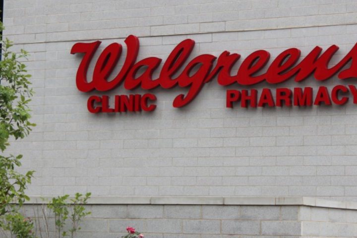 Walgreens reported its fiscal second-quarter earnings on Thursday, exceeding Wall Street's sales projections.