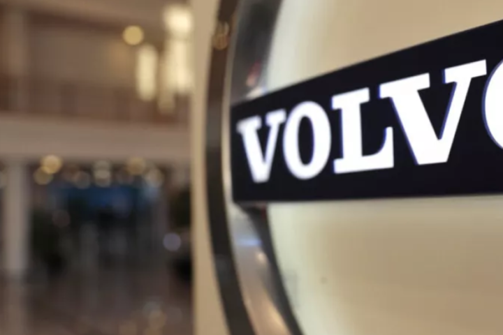 Volvo Cars posted impressive sales results for March, boosted by the introduction of its completely electric SUV.