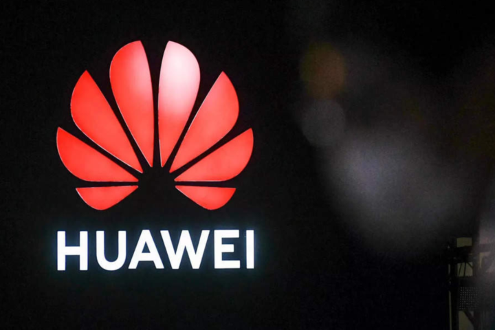 Huawei is actively reshaping its retail strategy by constructing flagship locations throughout China, positioning itself against Apple.
