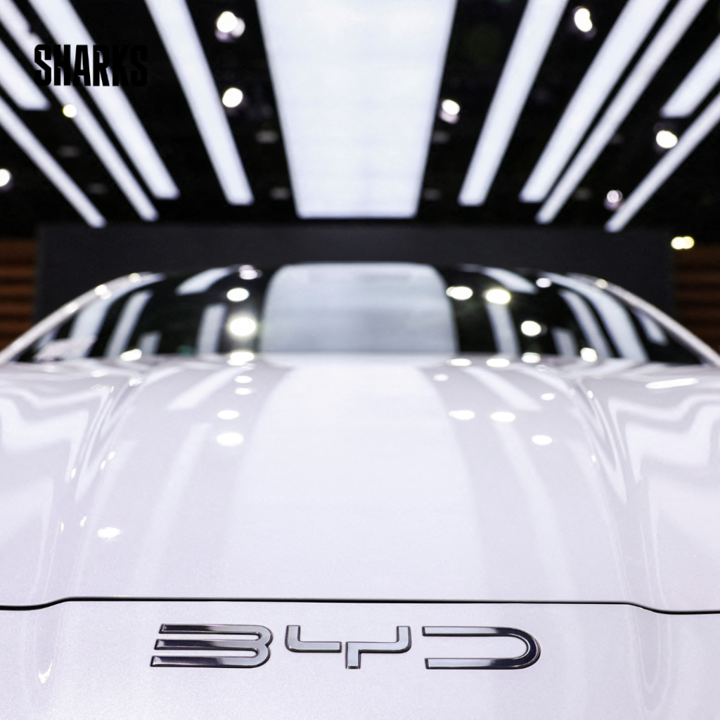 The companies stated Saturday that China's BYD will acquire a 20% stake in its local distributor, Rever Automotive, in Thailand.