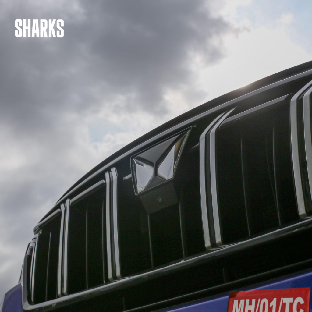 Mahindra & Mahindra and Shaanxi are apparently in talks to set up a $3 billion joint venture manufacturing unit in India.