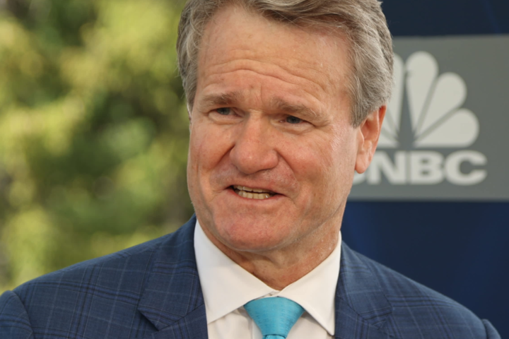 Bank of America CEO Brian Moynihan expressed concern on Sunday that if the US did not begin decreasing interest rates soon.